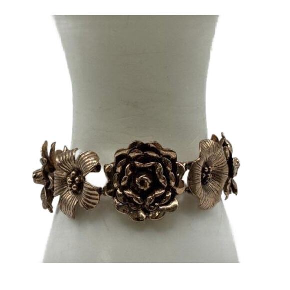 Vintage Jewelry - Vintage Cookie Lee Antique Gold Flower Bracelet